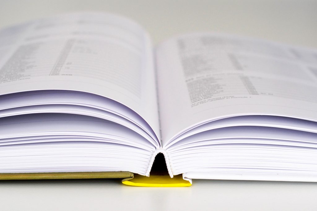 photo-1464958674501-4dc3d73d8f46